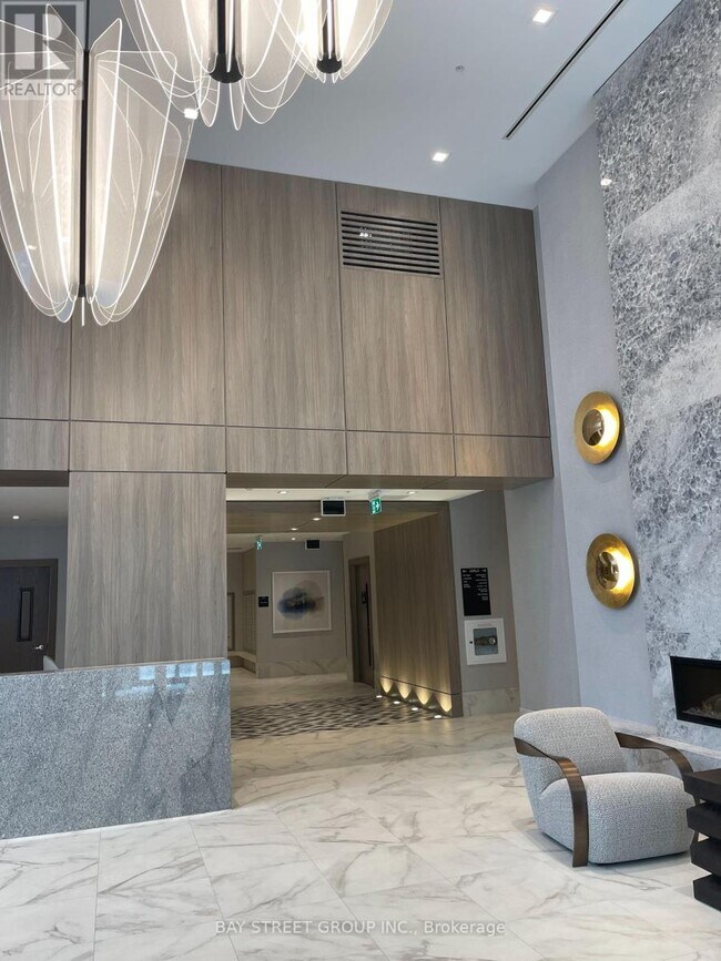 Photo du bâtiment - 75 James St S