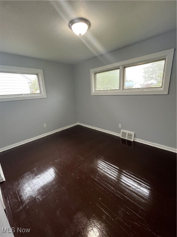 Foto del edificio - 15403 Remora Blvd