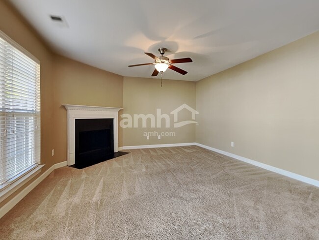 Foto del edificio - 222 Garden Grove Dr