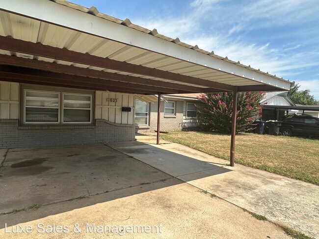 Foto del edificio - 4 br, 1.5 bath House - 1025 SW 57th Street