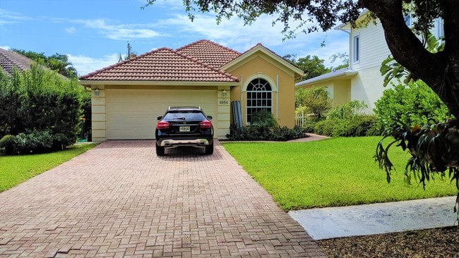 Building Photo - 8956 SE Mars Street  Hobe Sound FL 33455