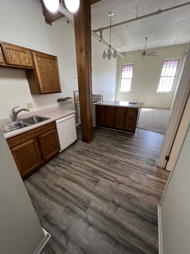 Foto principal - 1004 1st St
