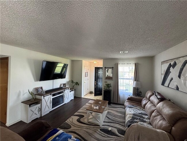 Building Photo - 306 S 11th Pl