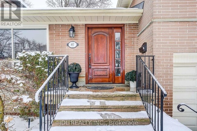 Building Photo - 87 Munro Blvd