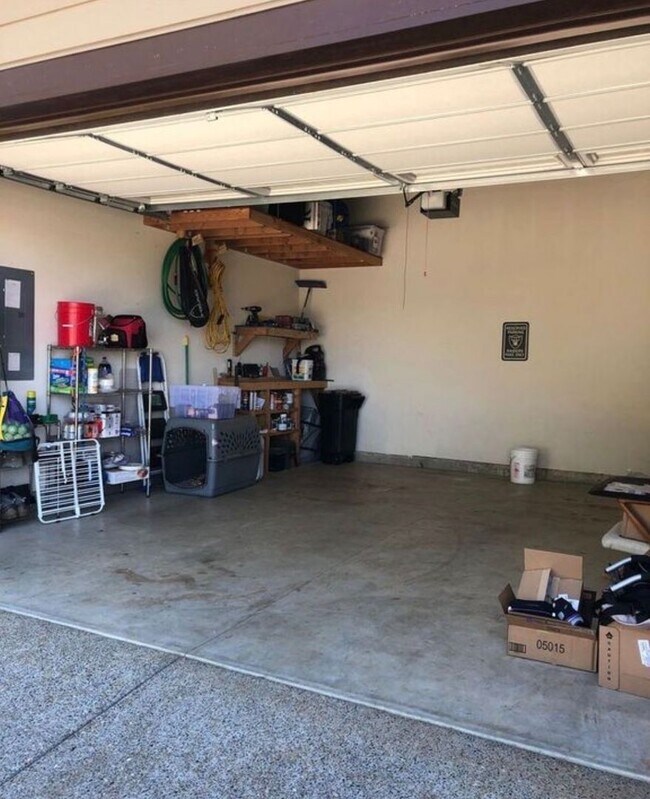 Foto del edificio - Beautiful 3 bedroom 2 bath home! Pets ok!