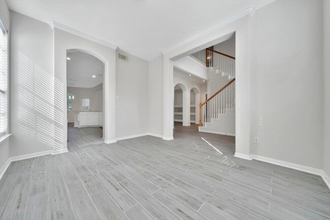 Building Photo - 522 Jay's Ln