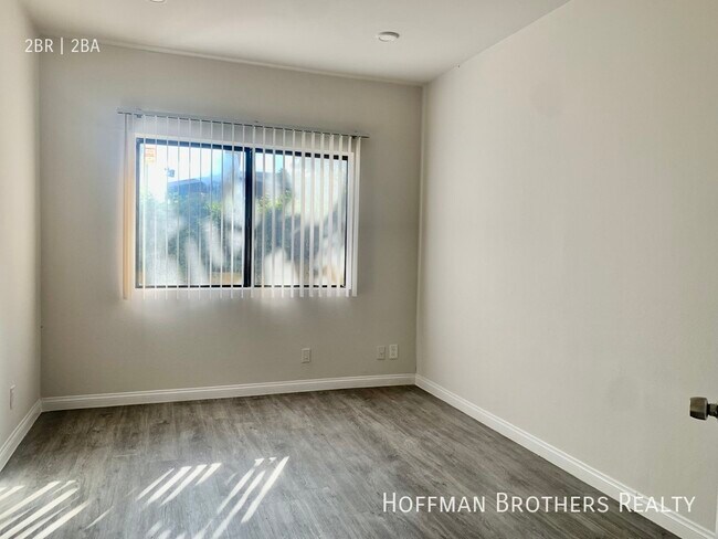 Building Photo - 2724 Abbot Kinney Blvd