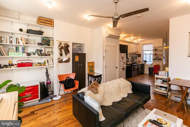 Building Photo - 2106 E York St