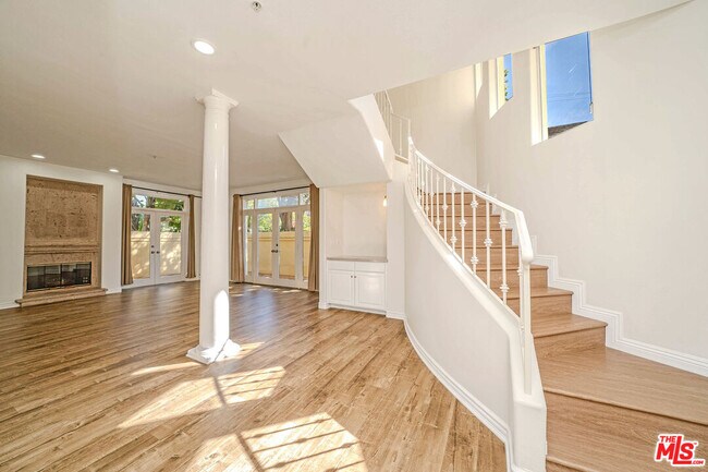 Foto del edificio - 2311 Schader Dr