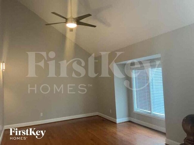 Building Photo - 14629 W 90th Terrace
