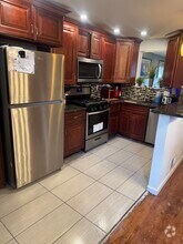 Building Photo - 1382 Westbury Dr