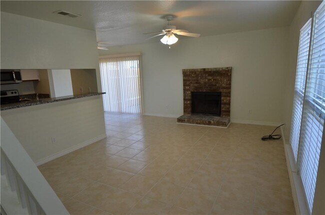 Foto del edificio - 2616 Alcott Ln