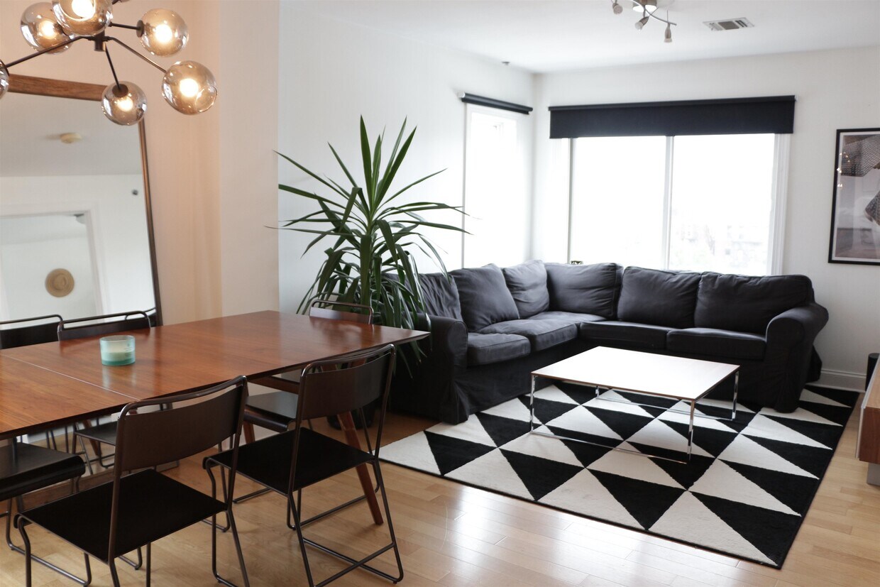 Foto principal - 5509 Madison St