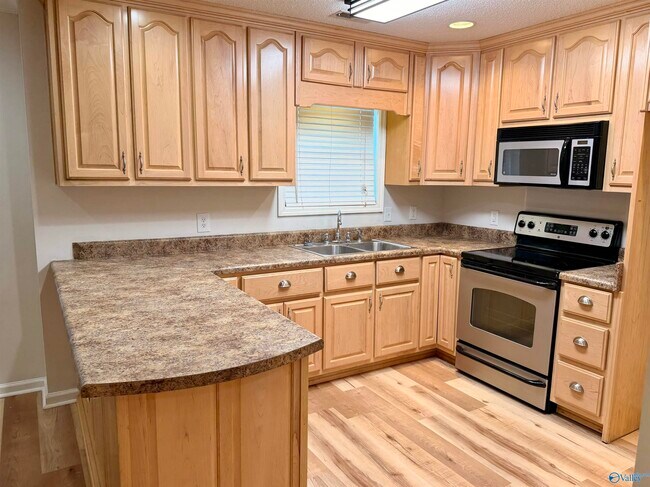 Foto del edificio - 4367 Maysville Rd NE
