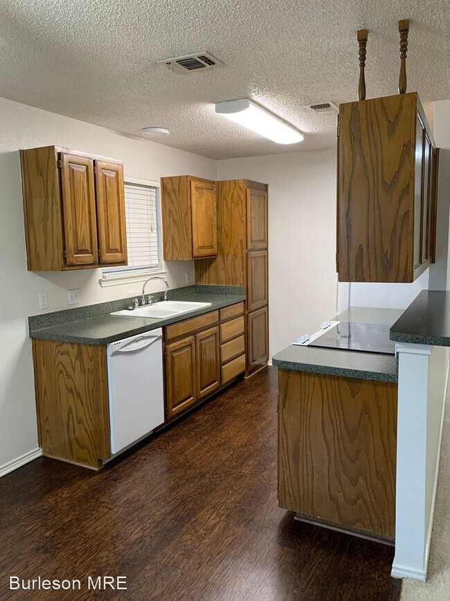 Building Photo - 3 br, 2 bath House - 1132 Vaden St