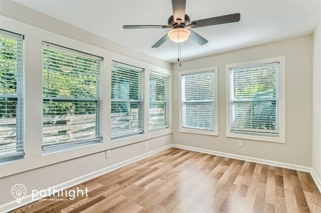 Foto del edificio - 132 S Oak, Stockbridge, GA, 30281