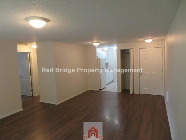 Building Photo - 12270 SW Gingham Ln