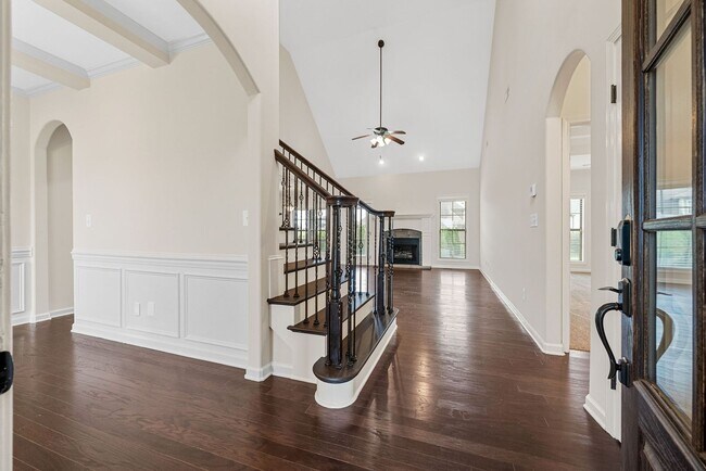 Foto del edificio - 4 Bedroom Pet Friendly Home For Rent!