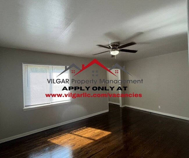 Foto del edificio - 2 Bedroom, 1 Bathroom Home in Gary, IN