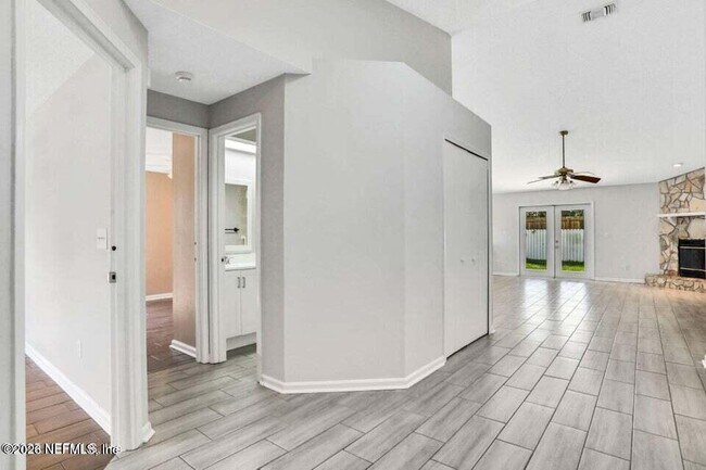 Building Photo - 7318 Amandas Crossing Dr S