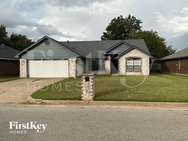Building Photo - 1008 Sennybridge Dr