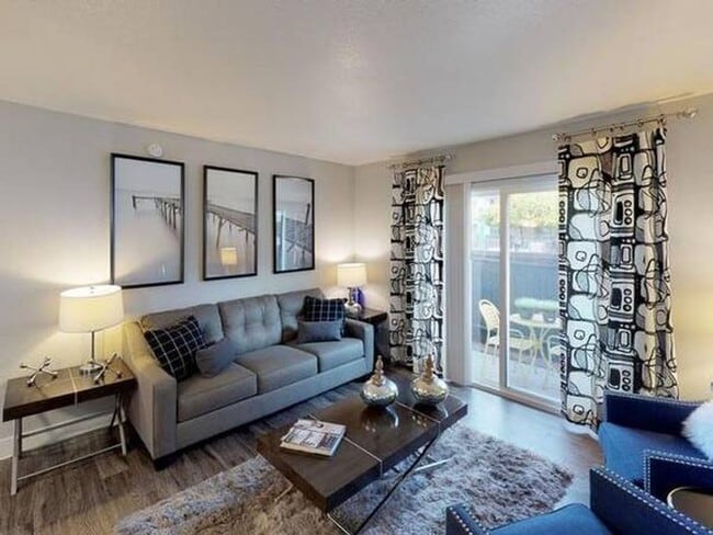 Interior Photo - Arcadia Walk