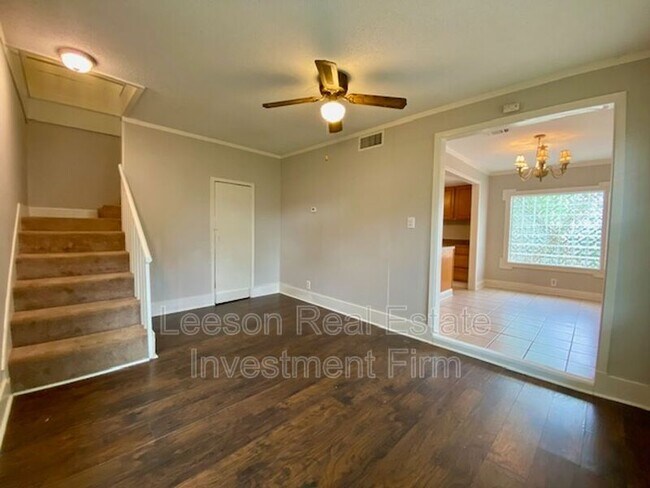 Foto del edificio - 831 Stephenson St