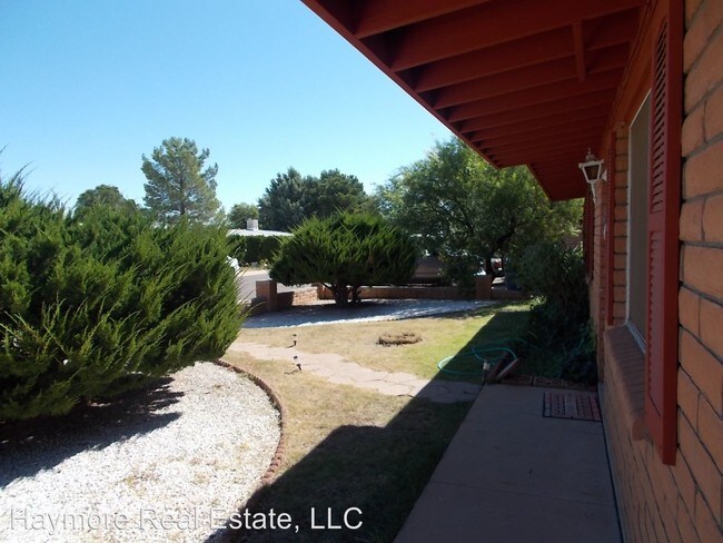Building Photo - 3 br, 2 bath House - 3516 Sparrow Drive