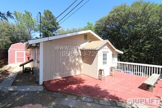 Building Photo - 3904 Cedar Dr