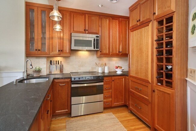 Foto del edificio - 173 Beacon St