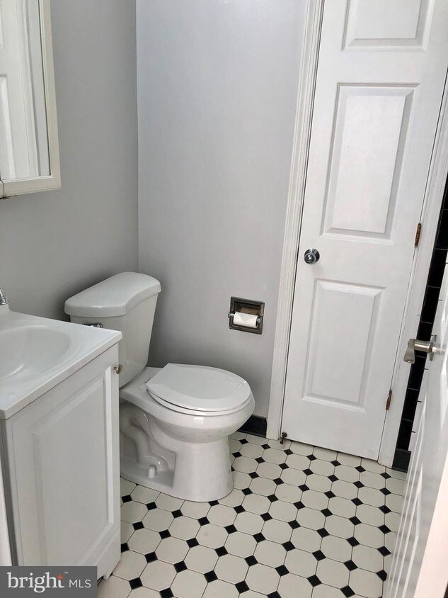 Foto principal - 4733 Bradley Blvd