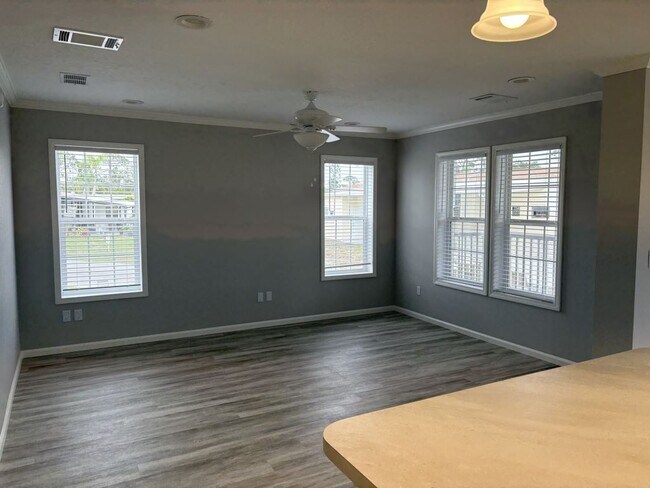 Building Photo - 19421 Bermuda Ct