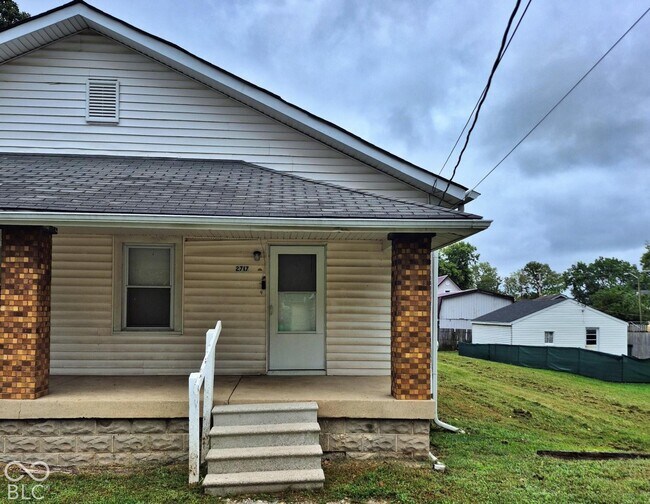 Foto del edificio - 2717 S Moreland Ave