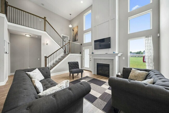 Foto del edificio - 7275 Kerfield Dr
