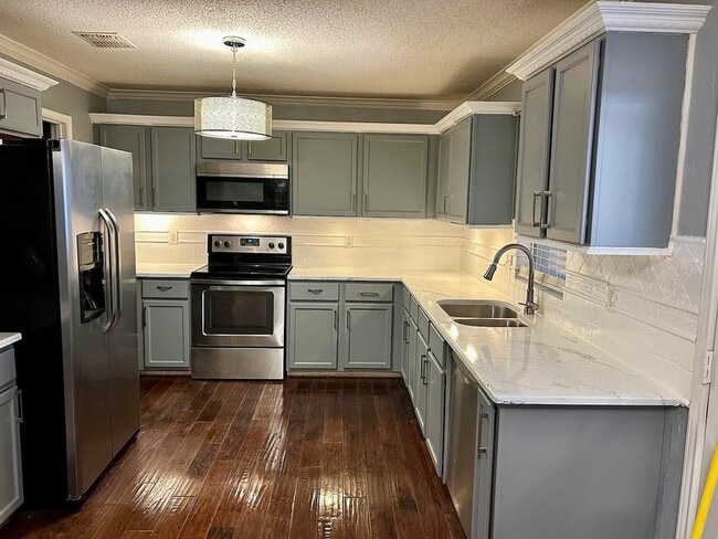 Photo - 2752 Peach Dr House