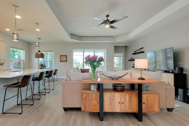 Foto del edificio - 12177 Stuart Dr