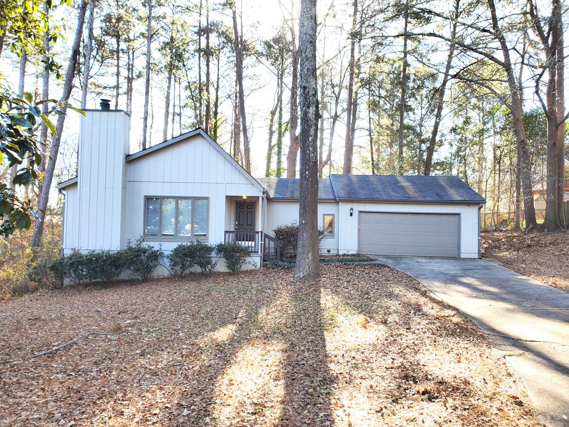 Front of Home - 503 Burns Ct SW