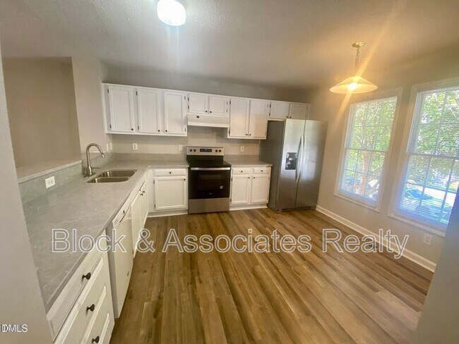 Foto del edificio - 117 Mint Hill Dr