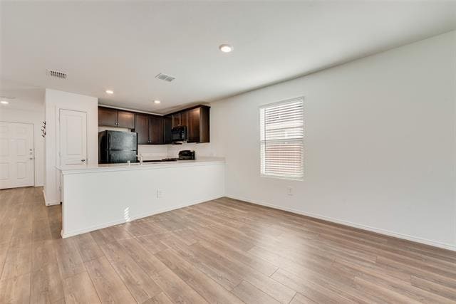Foto del edificio - 2911 Bronte Blvd