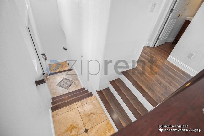 Foto del edificio - 882 Inspiration Pl