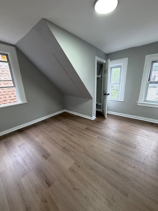 Building Photo - 19 N 18th St