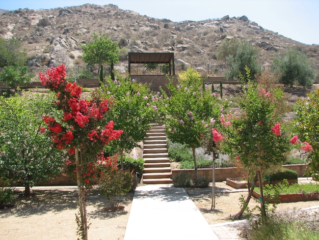 Foto del edificio - 7068 Laban Ln