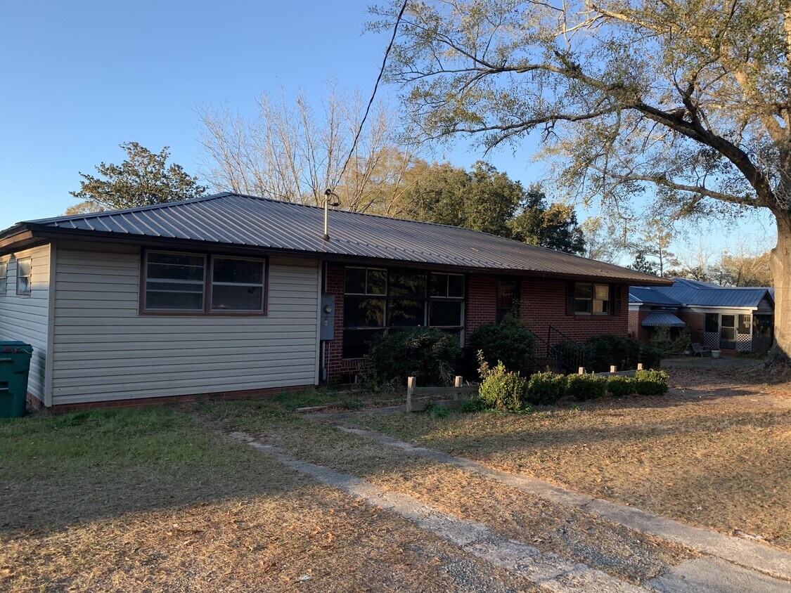 Foto principal - 1465 Irwinton Rd