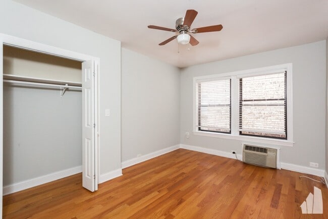 Building Photo - 845 W Wolfram St