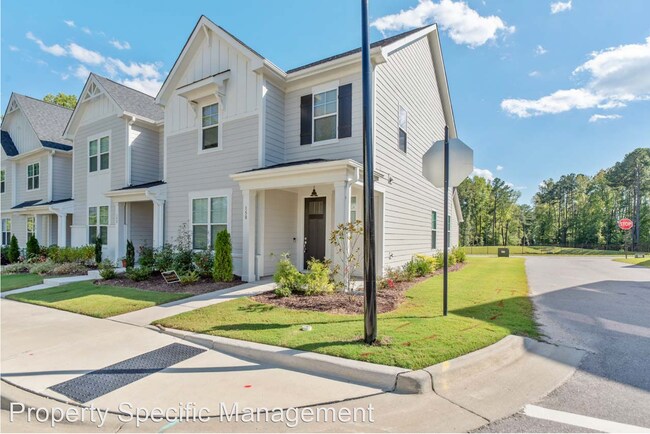 Building Photo - 3 br, 2.5 bath House - 150 Etteinne Garden...