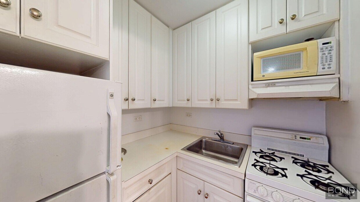 Foto del edificio - 333 E 84th St