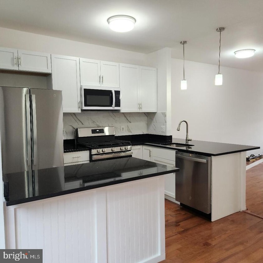 Primary Photo - 4116 Ashmere Cir