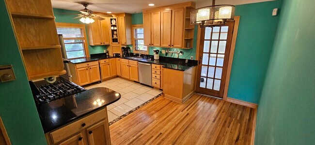 Foto del edificio - 3046 McKinley St NE