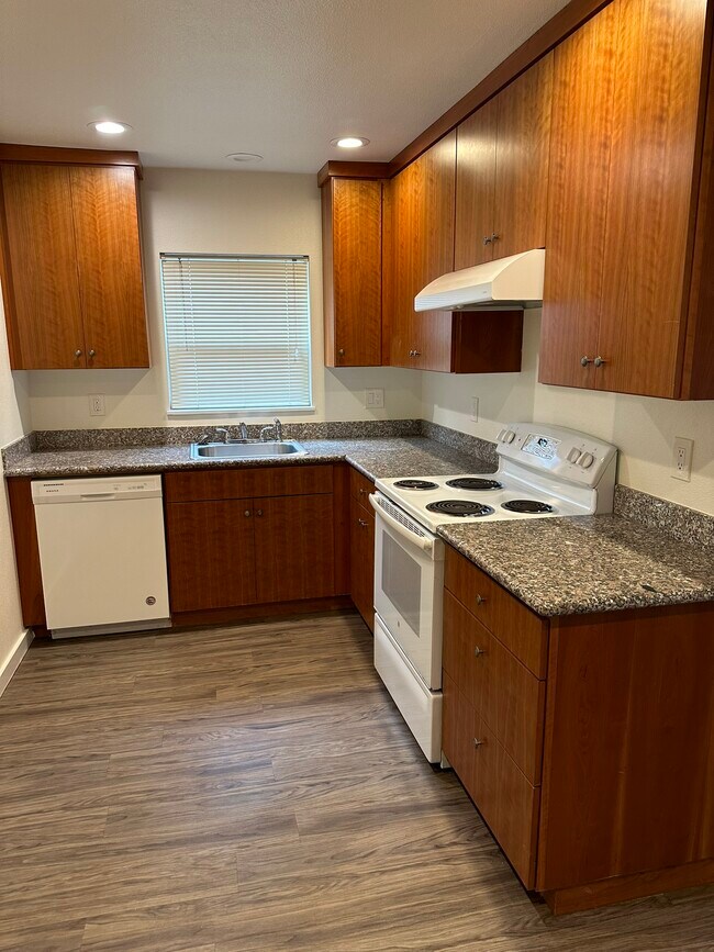 Photo - 2607 SE 101st Ave House