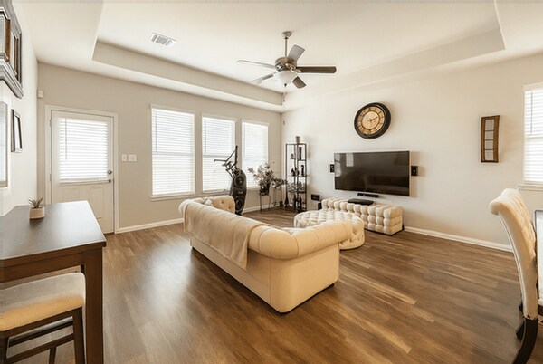 Building Photo - 24707 Alberti Sonata Dr